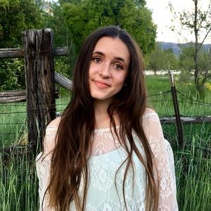 Meet your Posher, Sierra